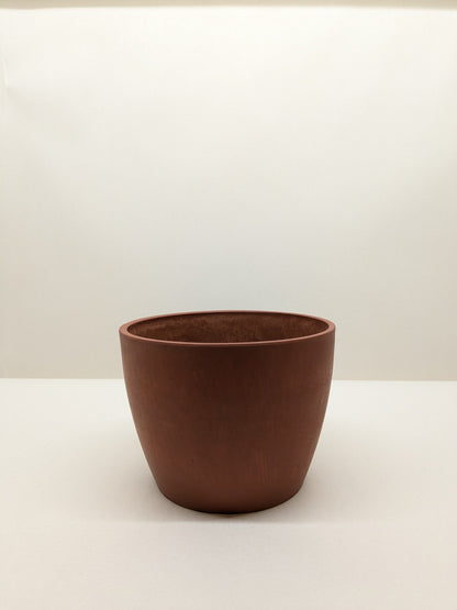 Black and Terra Cotta Eco Pots